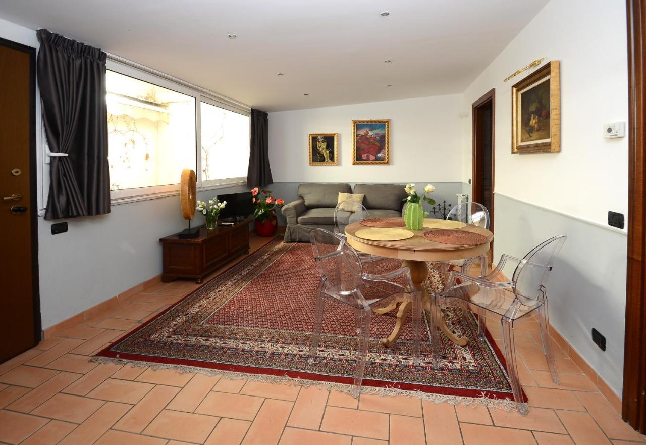 Divine Stylish Apartment Roma Exterior foto